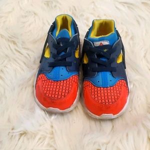 Little boys or girls Huarache nike